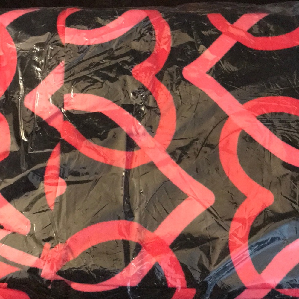 two-pack Valentine’s Day LuLaRoe leggings